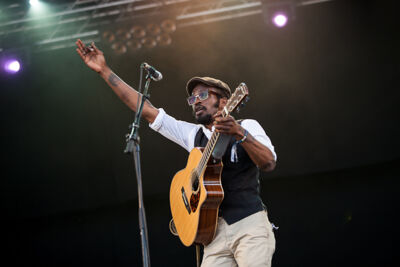 Tété @ Ronquières Festival 2013, picture 16, photographed by Dorien Goetschalckx - FrontView Magazine