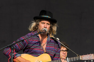 Donavon Frankenreiter @ Lokerse Feesten 2013, picture 3, photographed by Jonas Wallecan - FrontView Magazine