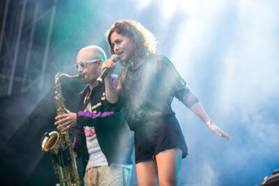 Merdan Taplak @ Marktrock Leuven 2013, picture 13, photographed by Kurt Jacobs - FrontView Magazine