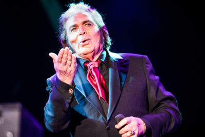 Engelbert Humperdinck @ Rimpelrock, picture 1, photographed by Tom Stessens - FrontView Magazine