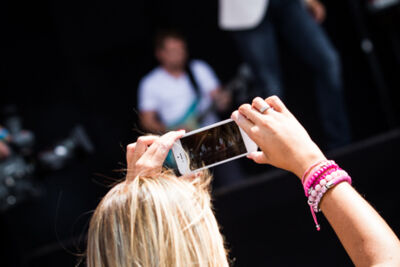 Roxeanne & André Jr. Hazes @ Rimpelrock, picture 6, photographed by Tom Stessens - FrontView Magazine