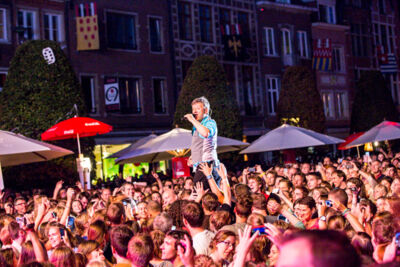 Bart Peeters @ Marktrock Leuven 2013, picture 5, photographed by Kurt Jacobs - FrontView Magazine