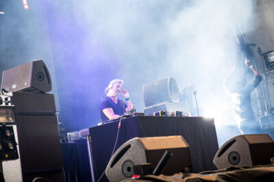 buscemi @ Marktrock Leuven 2013, picture 11, photographed by Kurt Jacobs - FrontView Magazine