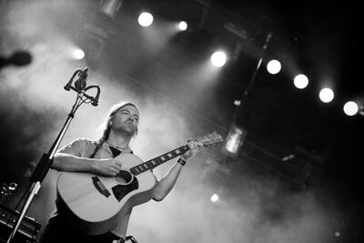 The Dandy Warhols @ Brussels Summer Festival 2013, picture 15, photographed by Magali Decamps - FrontView Magazine