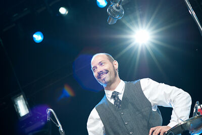 The Inspector Cluzo @ Brussels Summer Festival 2013, picture 11, photographed by Magali Decamps - FrontView Magazine