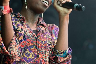Coely @ Hestival 2013, picture 4, photographed by Edwin Houdevelt - FrontView Magazine