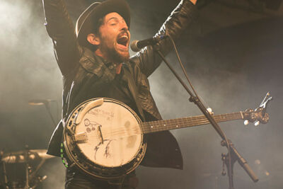 the avett brothers @ OLT Rivierenhof, picture 3, photographed by Steven Stausens - FrontView Magazine
