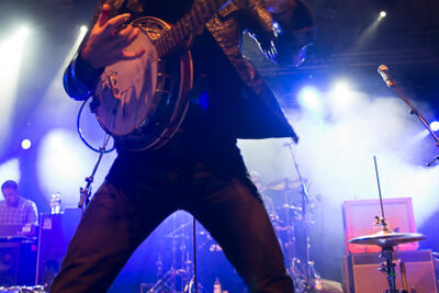 the avett brothers @ OLT Rivierenhof, picture 16, photographed by Steven Stausens - FrontView Magazine