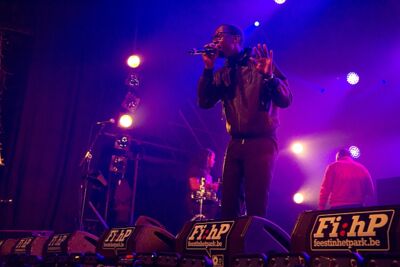 Buraka Som Sistema Feest in het park dag 3, picture 14, photographed by Philippe Janssens - FrontView Magazine