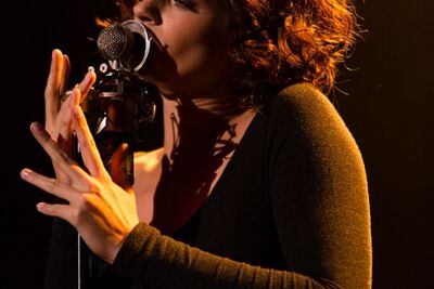 Hooverphonic @ OLT Rivierenhof, picture 10, photographed by Edwin Houdevelt - FrontView Magazine