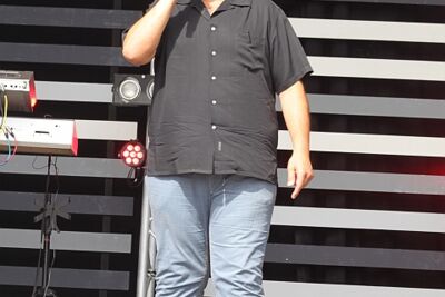 Bert (The Voice) @ Buitenbeenpop 2013, picture 4, photographed by Heidi Elen - FrontView Magazine