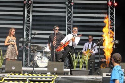 De Corsaris @ Buitenbeenpop 2013, picture 15, photographed by Heidi Elen - FrontView Magazine