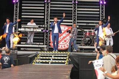 De Romeo's @ Buitenbeenpop 2013, picture 1, photographed by Heidi Elen - FrontView Magazine