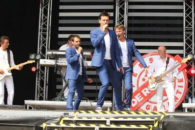De Romeo's @ Buitenbeenpop 2013, picture 4, photographed by Heidi Elen - FrontView Magazine