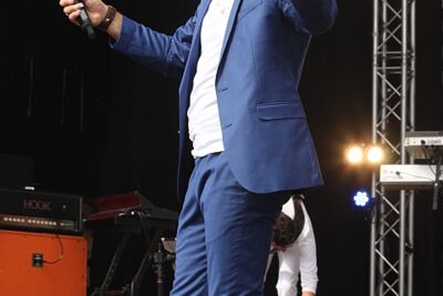 De Romeo's @ Buitenbeenpop 2013, picture 19, photographed by Heidi Elen - FrontView Magazine