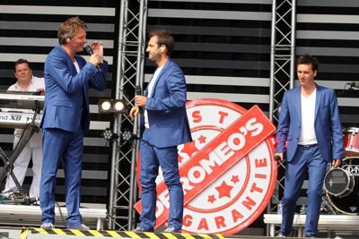 De Romeo's @ Buitenbeenpop 2013, picture 47, photographed by Heidi Elen - FrontView Magazine