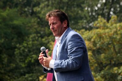 Luc Steeno @ Buitenbeenpop 2013, picture 12, photographed by Heidi Elen - FrontView Magazine