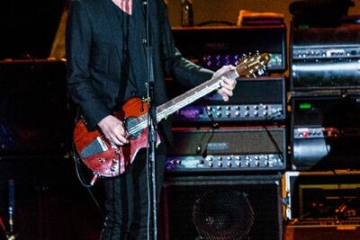 Fleetwood Mac @ Sportpaleis, picture 7, photographed by Edwin Houdevelt - FrontView Magazine