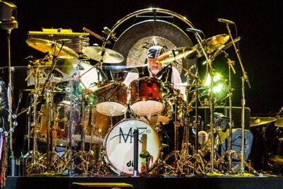 Fleetwood Mac @ Sportpaleis, picture 10, photographed by Edwin Houdevelt - FrontView Magazine
