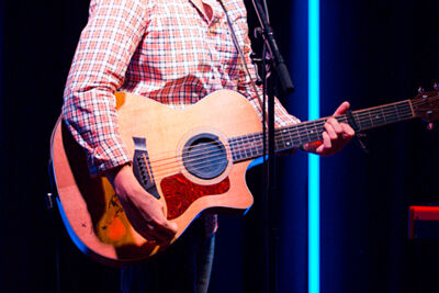 Tom Helsen @ Het Depot, picture 12, photographed by Elke Briers - FrontView Magazine