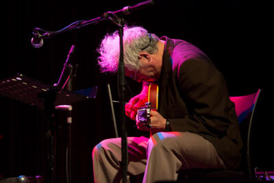 Marc Ribot Trio @ De Casino, picture 8, photographed by kevin Van  Looy - FrontView Magazine