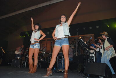 CD voorstelling Jo Vally @ Keerbergen, picture 22, photographed by Peter Minnebo - FrontView Magazine