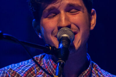 Tout va Bien met Wouter van Gestel @ De Roma, picture 8, photographed by Guy Danneels - FrontView Magazine