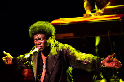 Charles Bradley & His Extraordinaires @ Ancienne Belgique, picture 3, photographed by Tom Stessens - FrontView Magazine