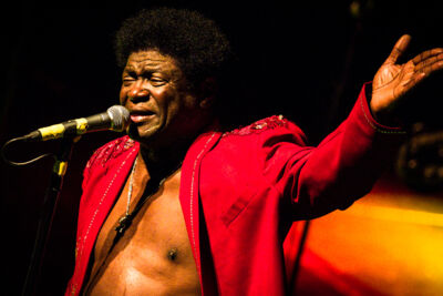 Charles Bradley & His Extraordinaires @ Ancienne Belgique, picture 18, photographed by Tom Stessens - FrontView Magazine