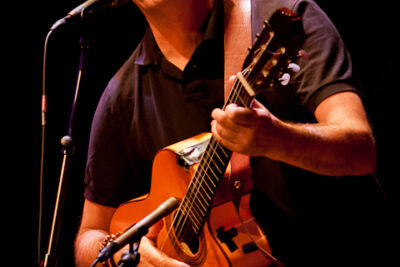 Luka Bloom @ De Warande, picture 2, photographed by Carine Wouters - FrontView Magazine