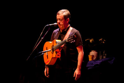 Luka Bloom @ De Warande, picture 5, photographed by Carine Wouters - FrontView Magazine