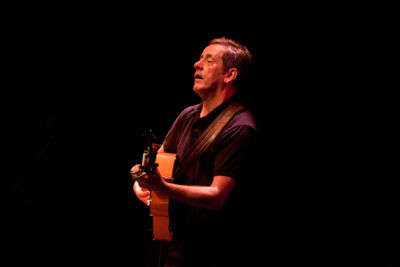 Luka Bloom @ De Warande, picture 13, photographed by Carine Wouters - FrontView Magazine