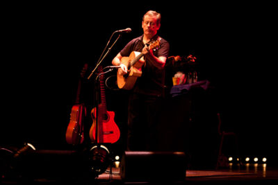 Luka Bloom @ De Warande, picture 19, photographed by Carine Wouters - FrontView Magazine