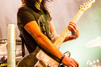 Vive la Fête @ Het Depot, picture 2, photographed by Kurt Jacobs - FrontView Magazine