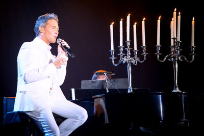 Christoff & Vrienden XL @ Ethias Arena, picture 4, photographed by Elke Briers - FrontView Magazine