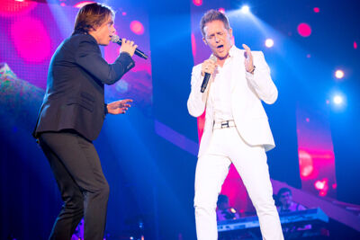 Christoff & Vrienden XL @ Ethias Arena, picture 8, photographed by Elke Briers - FrontView Magazine