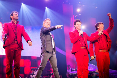 Christoff & Vrienden XL @ Ethias Arena, picture 19, photographed by Elke Briers - FrontView Magazine