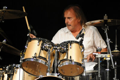 John Coghlan's Quo @ Back to the Roots Fest, picture 8, photographed by Paul Nouwen - FrontView Magazine