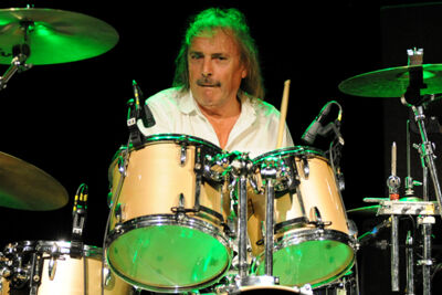 John Coghlan's Quo @ Back to the Roots Fest, picture 10, photographed by Paul Nouwen - FrontView Magazine