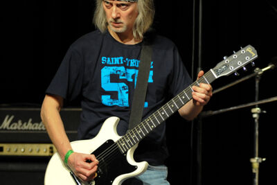 John Coghlan's Quo @ Back to the Roots Fest, picture 17, photographed by Paul Nouwen - FrontView Magazine
