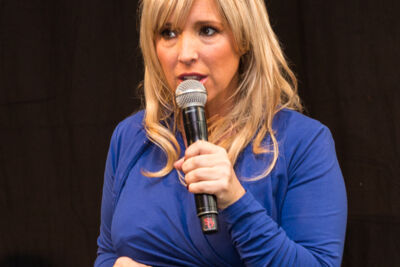 Kathleen CD Voorstelling "Vlinders" @ Kleuterschool Dol-Fijn te Liedekerke, picture 1, photographed by Guy Danneels - FrontView Magazine