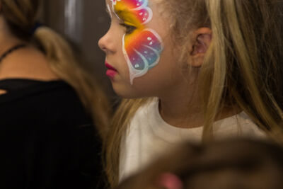 Kathleen CD Voorstelling "Vlinders" @ Kleuterschool Dol-Fijn te Liedekerke, picture 9, photographed by Guy Danneels - FrontView Magazine