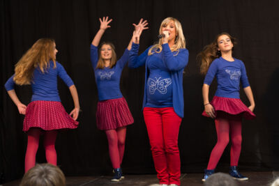 Kathleen CD Voorstelling "Vlinders" @ Kleuterschool Dol-Fijn te Liedekerke, picture 10, photographed by Guy Danneels - FrontView Magazine