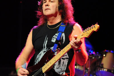 T-Rex (The music of Marc & Mickey) @ Back to the Roots Fest, picture 5, photographed by Paul Nouwen - FrontView Magazine