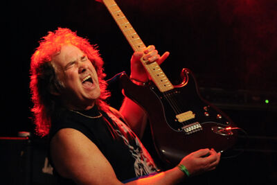 T-Rex (The music of Marc & Mickey) @ Back to the Roots Fest, picture 10, photographed by Paul Nouwen - FrontView Magazine