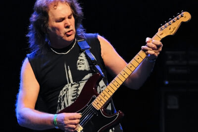 T-Rex (The music of Marc & Mickey) @ Back to the Roots Fest, picture 19, photographed by Paul Nouwen - FrontView Magazine