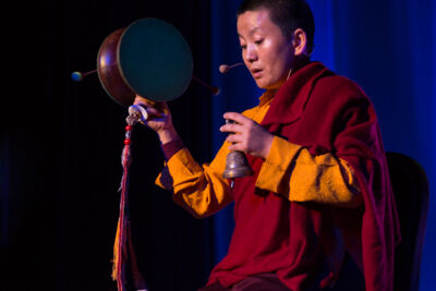 Ani Choying Drolma @ Casino Chaudfontaine, picture 5, photographed by Guy Danneels - FrontView Magazine