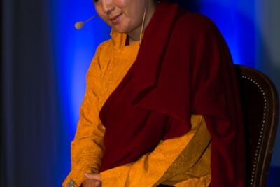 Ani Choying Drolma @ Casino Chaudfontaine, picture 8, photographed by Guy Danneels - FrontView Magazine