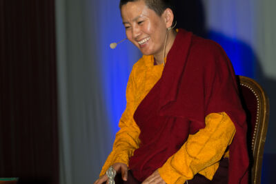 Ani Choying Drolma @ Casino Chaudfontaine, picture 9, photographed by Guy Danneels - FrontView Magazine