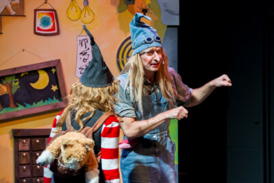 Lotje @ Fakkelteater te Antwerpen, picture 14, photographed by Guy Danneels - FrontView Magazine